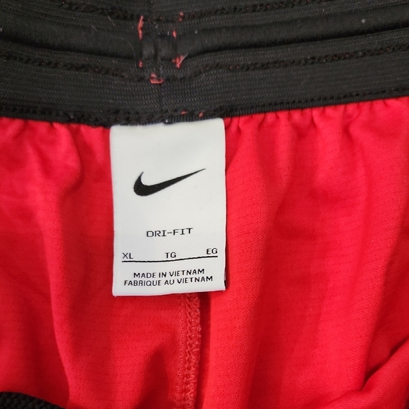 Nike Men's Red Athletic Shorts - Picture 2 of 4